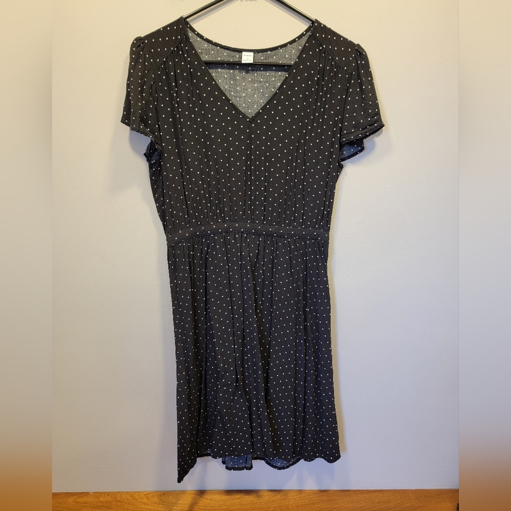 Old Navy Size Medium Black and White Polka dot Short Sleeve Dress